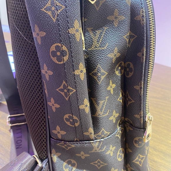 Louis Vuitton Monogram Meduim - Picture 4 of 4